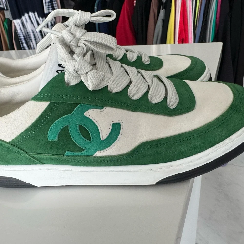 Chanel 2023 sneakers - Picture 5 of 6
